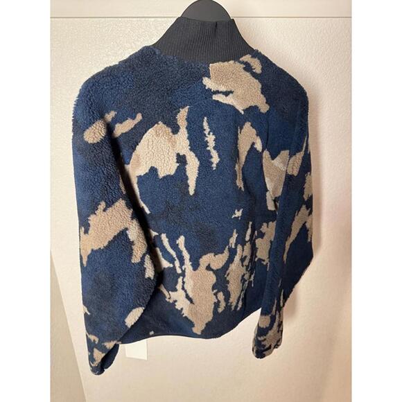 lululemon lab Fleece Bomber Jacket - Picture 3 of 8